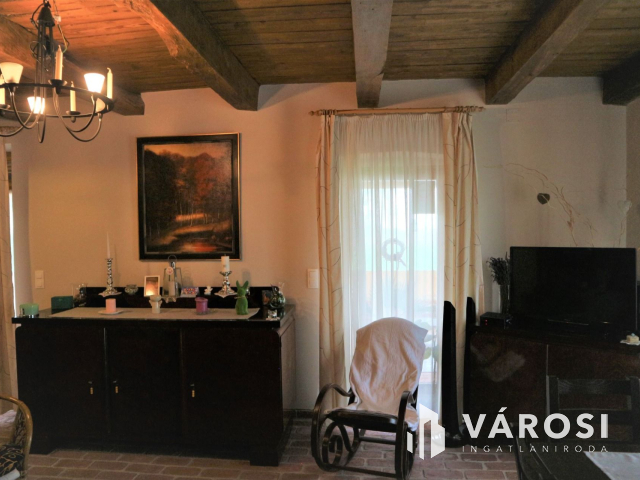 Komlósdon ház+gazdasági épület+14400m2 szántó jó gazdára vár