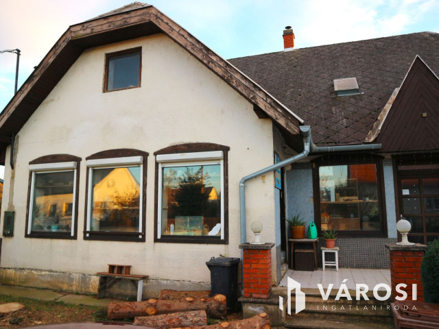 Körmenden 94-es építésű 224m2 beépíthető családiház  eladó