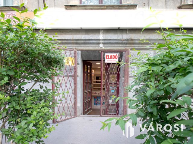 44 m2-es iroda utcai bejárattal a Nagyvárad tértől 500 m-re