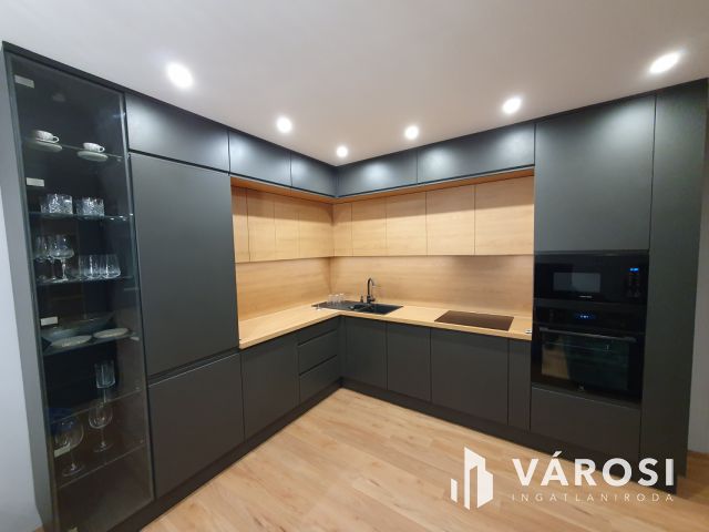 Belvárosi luxuslakás !!!