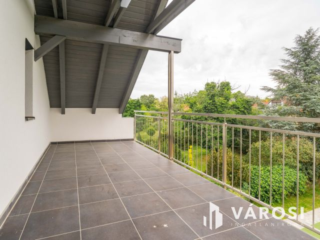 Panorámás luxus lakás Balatonföldváron