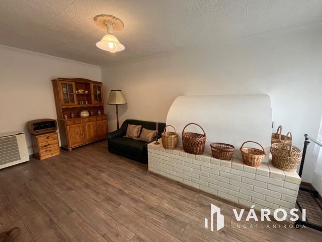 Debrecen Kerekestelepen szép rendezett ház eladó!