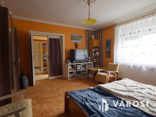 Recsk csendes utcájában részben felújított családi ház eladó