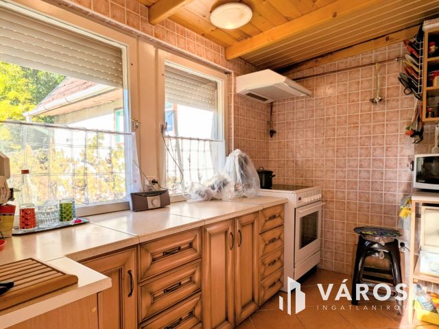 Téliesített nyaraló Szanazugban, a Köröshöz közel!