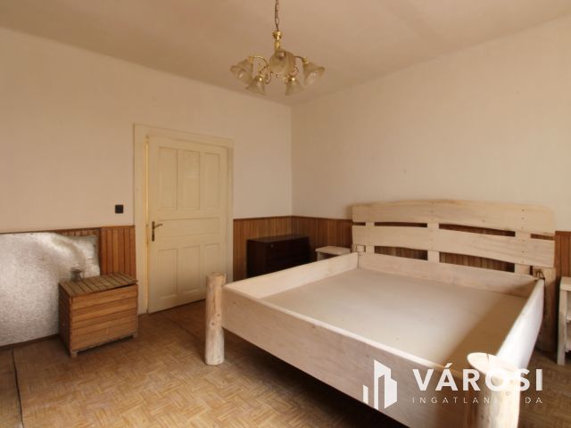 Patakparti kisház + megosztható telek = Bakonybéli nyerő lap