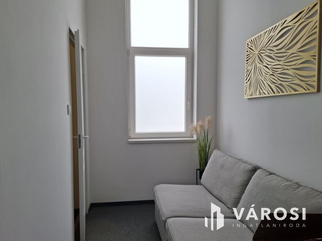 Felújított, azonnal hasznosítható ipari ingatlan!