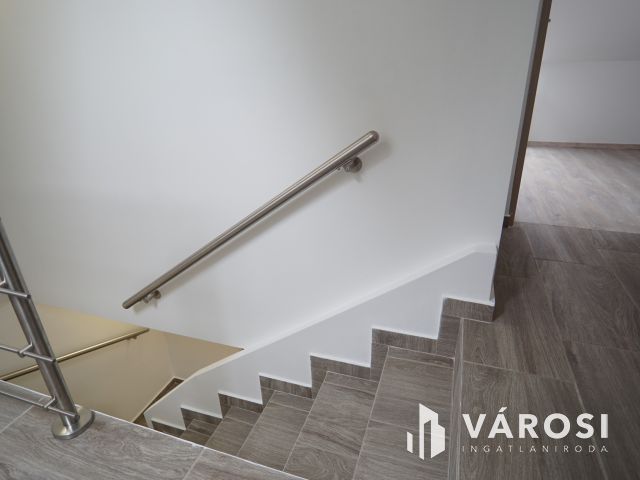 Minőségi, igényesen felújított Sorházi lakás!