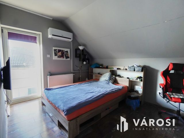 Kertvárosi, 3 lakásos Ikerházfél