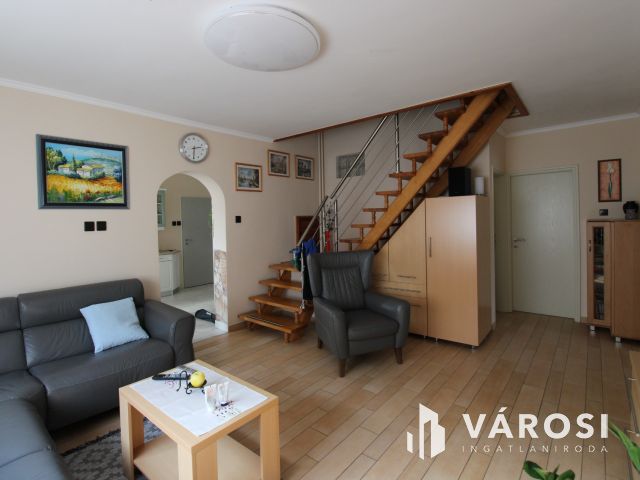 Rezsi évente 90 ezer? Ez a ház tudja!