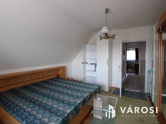 Kiadó egy 133 nm-s igényes lakás Alsóörsön