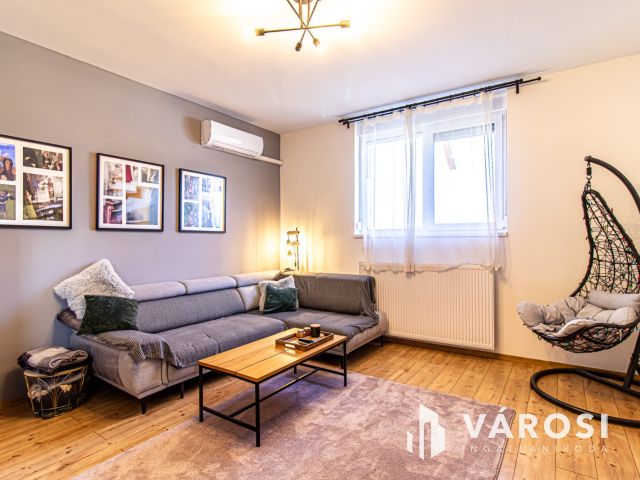 Felújított családi ház (120m²) Kispest kertvárosi részén