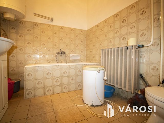 Tágas családi ház Gyulaváriban